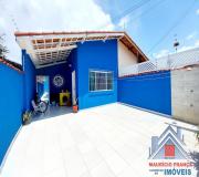 Casa para Venda, em Peruíbe, bairro São João Batista, 2 dormitórios, 1 banheiro, 1 suíte, 3 vagas